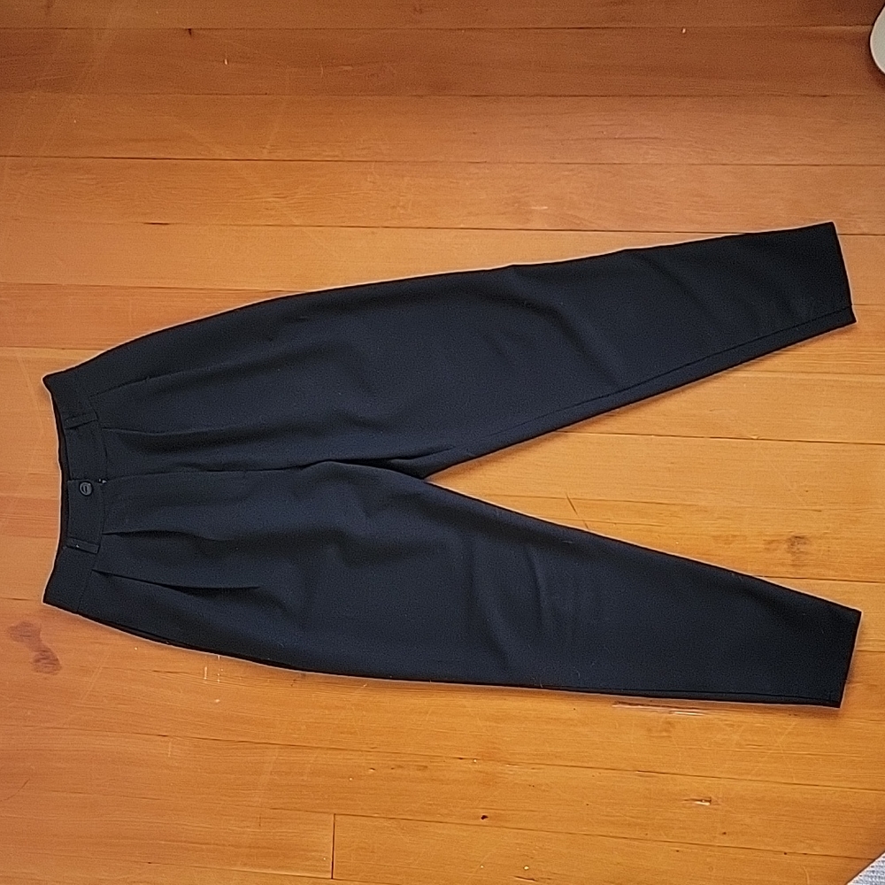 Womens Size 4 Black Nasty Gal Trousers